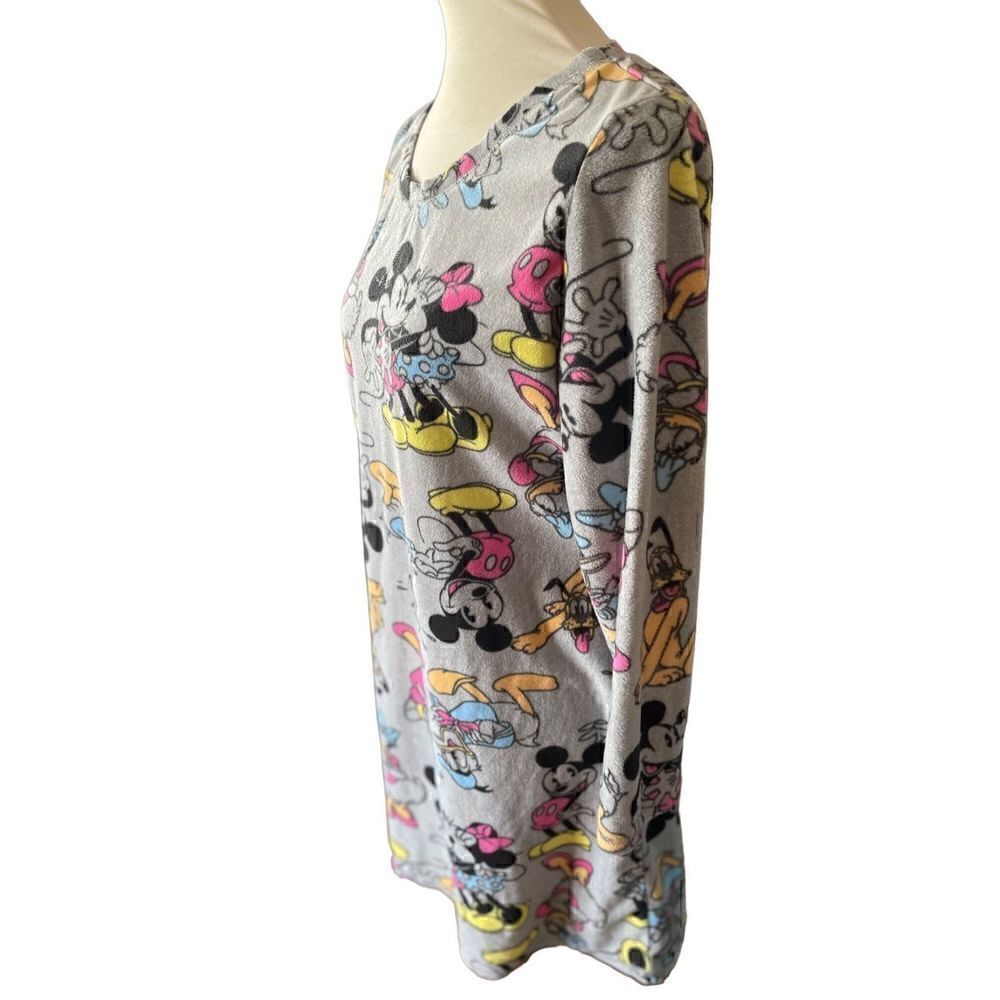 Disney Long Sleeve Gray Pajama Shirt Size Large - Picture 8 of 8